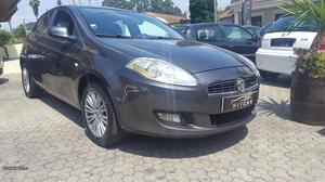 Fiat Bravo 1.6 Diesel Multijet Maio/08 - à venda - Ligeiros