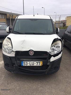 Fiat Doblo 1.3 Junho/11 - à venda - Monovolume / SUV, Braga