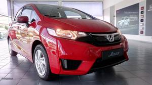 Honda Jazz 1.3 i-VTEC Comfort Junho/17 - à venda - Ligeiros