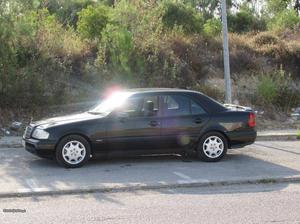 Mercedes-Benz C 220 Diesel - Como Novo Dezembro/93 - à