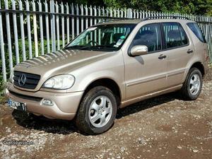 Mercedes-Benz ML 270 CDI Inglês Dezembro/04 - à venda -