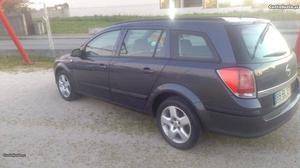 Opel Astra 1.3CDTI caixa 6 90cv Maio/06 - à venda -