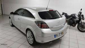 Opel Astra cv Setembro/10 - à venda - Comerciais /