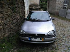 Opel Corsa Abril/98 - à venda - Ligeiros Passageiros,