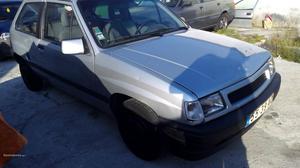 Opel Corsa a 1.0 Fevereiro/92 - à venda - Ligeiros