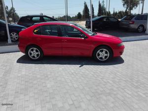 Seat Leon 1.6 Junho/00 - à venda - Ligeiros Passageiros,