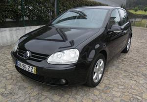 VW Golf 1.9 TDI Confortline Maio/05 - à venda - Ligeiros