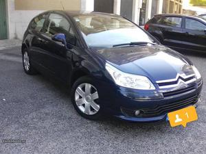 Citroën C4 Coupe Janeiro/05 - à venda - Ligeiros