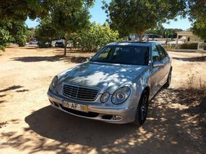 Mercedes-Benz E 220 E 220 Janeiro/03 - à venda - Ligeiros