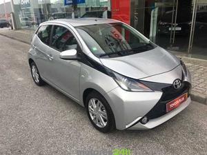 Toyota Aygo 1.0 X-Play Plus+X-Touch