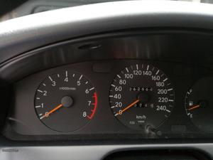 Toyota Carina v 115cv Julho/96 - à venda - Ligeiros