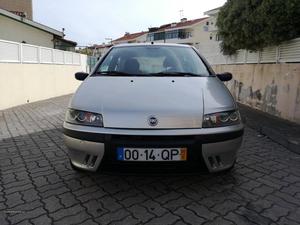 Fiat Punto 1.9 JTD Novembro/00 - à venda - Ligeiros