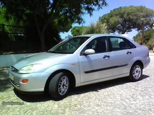 Ford Focus 1.8 tddi Dezembro/01 - à venda - Ligeiros