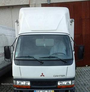 Mitsubishi Canter (FE534D4D4SL) Junho/02 - à venda -