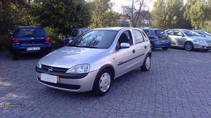 Opel Corsa 12V 100 mil kms Maio/01 - à venda - Ligeiros