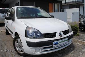 Renault Clio 1.5 DCI Outubro/01 - à venda - Comerciais /