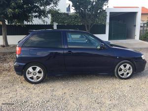 Seat Ibiza 6k2 Março/01 - à venda - Comerciais / Van,