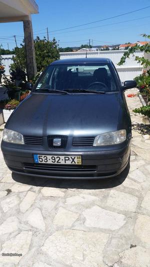 Seat Ibiza  cilindrada Julho/00 - à venda - Ligeiros