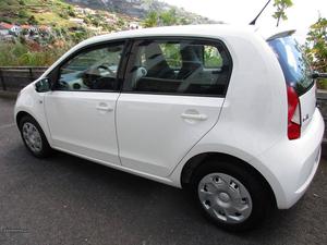 Seat Mii style 75 cv  Outubro/13 - à venda - Ligeiros