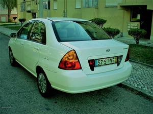 Suzuki Liana 1,3 gasolina com AC Junho/03 - à venda -