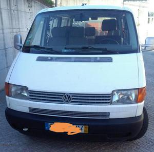 VW Transporter 2.4 d. 6 lugares Março/99 - à venda -