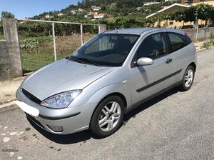 Ford Focus sport van Julho/01 - à venda - Ligeiros