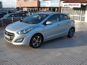 Hyundai i CRDi Julho/15 - à venda - Ligeiros