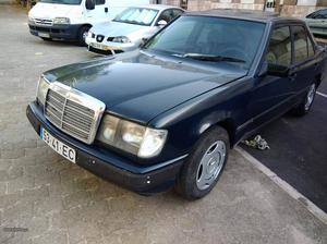 Mercedes-Benz 200 W 124 Fevereiro/87 - à venda - Ligeiros