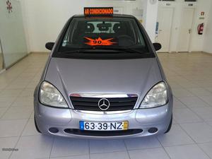 Mercedes-Benz A 140 Classic 1.4 Agosto/99 - à venda -