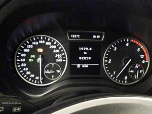 Mercedes-Benz B 180 CDI (109 cv) Abril/13 - à venda -