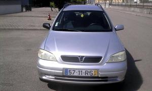 Opel Astra carrinha v gasolina Maio/01 - à venda -
