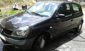 Renault Clio comercial 1.5 diesel Junho/03 - à venda -