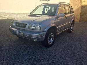 Suzuki Grand Vitara Metal Top 2.0 TDI Janeiro/99 - à venda