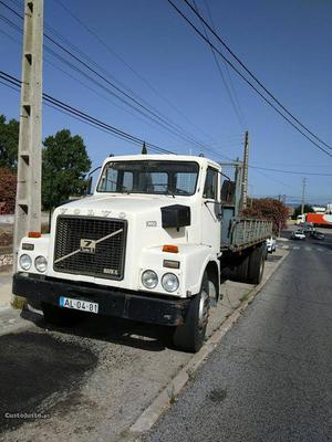 Volvo N 720 com bascula Janeiro/82 - à venda - Comerciais /