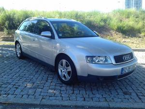 Audi A4 TDI 130cv Sport NACI Abril/03 - à venda - Ligeiros