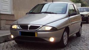 Lancia Y 1.2 c/ D/Assistida Novembro/99 - à venda -