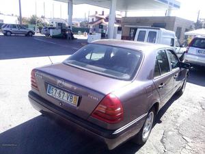 Mercedes-Benz C 220 mercrdes c 220 d Junho/94 - à venda -