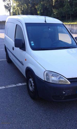 Opel Combo 1.7D Dezembro/02 - à venda - Ligeiros