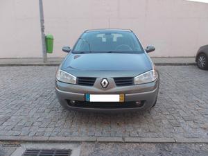Renault Mégane C/ NOVO klm Novembro/04 - à venda -
