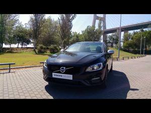  Volvo S D4 R-Design Mom.Geartronic