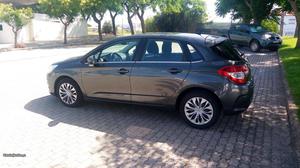 Citroën C4 1.6 hdi 115 c.v. Dezembro/13 - à venda -