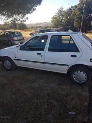 Ford Fiesta Fiesta Abril/92 - à venda - Ligeiros