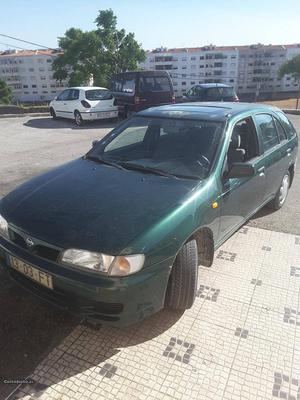 Nissan Almera v m15 Novembro/95 - à venda - Ligeiros