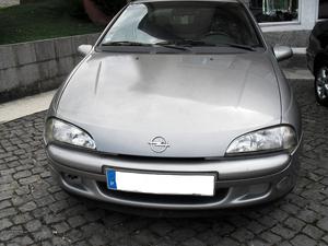 Opel Tigra v Maio/96 - à venda - Ligeiros