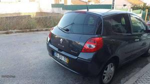 Renault Clio Dynamique cv Abril/07 - à venda -