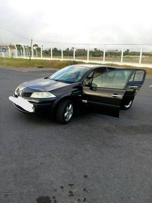 Renault Mégane 1.5 dci Março/06 - à venda - Ligeiros