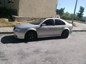 VW Bora 1.9 tdi Agosto/99 - à venda - Ligeiros Passageiros,