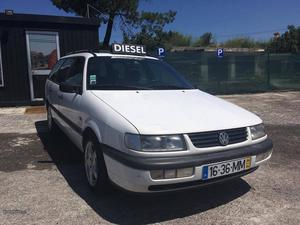 VW Passat Variant 1.9 TDI Abril/94 - à venda - Ligeiros