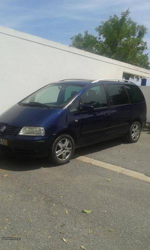 VW Sharan 1,9 orgente Março/01 - à venda - Ligeiros