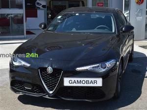 Alfa Romeo Giulia 2.2 D Veloce AT8 AWD